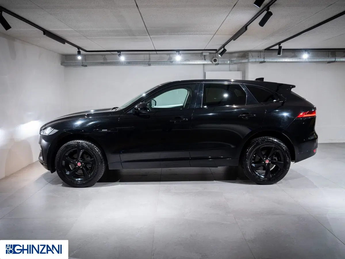 Jaguar F-Pace usata a Bergamo (5)
