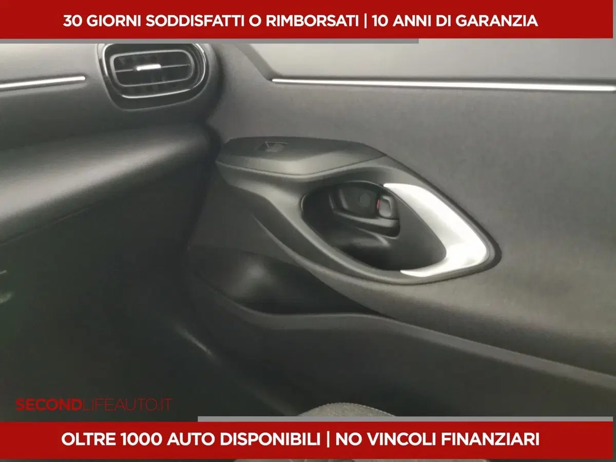 Toyota Yaris Cross usata a Chieti (16)