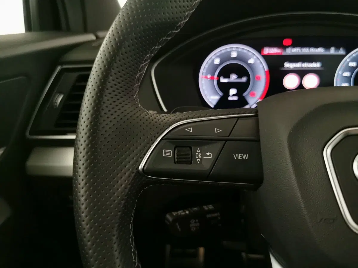 Audi Q5 Sportback usata a Chieti (13)