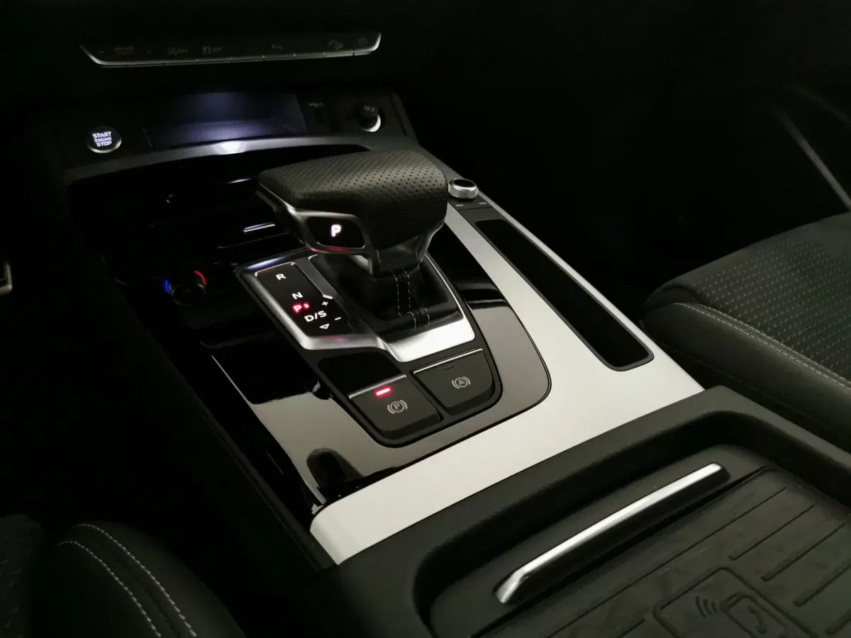 Audi Q5 Sportback usata a Chieti (16)