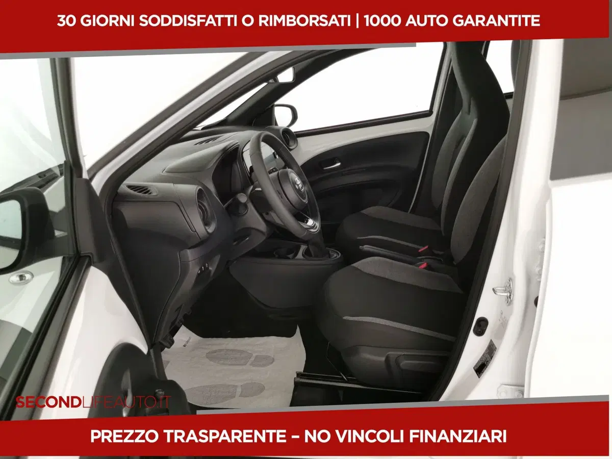 Toyota Aygo X nuova a Chieti (5)