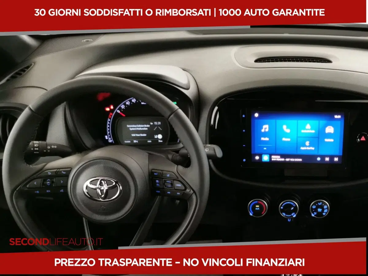 Toyota Aygo X nuova a Chieti (8)