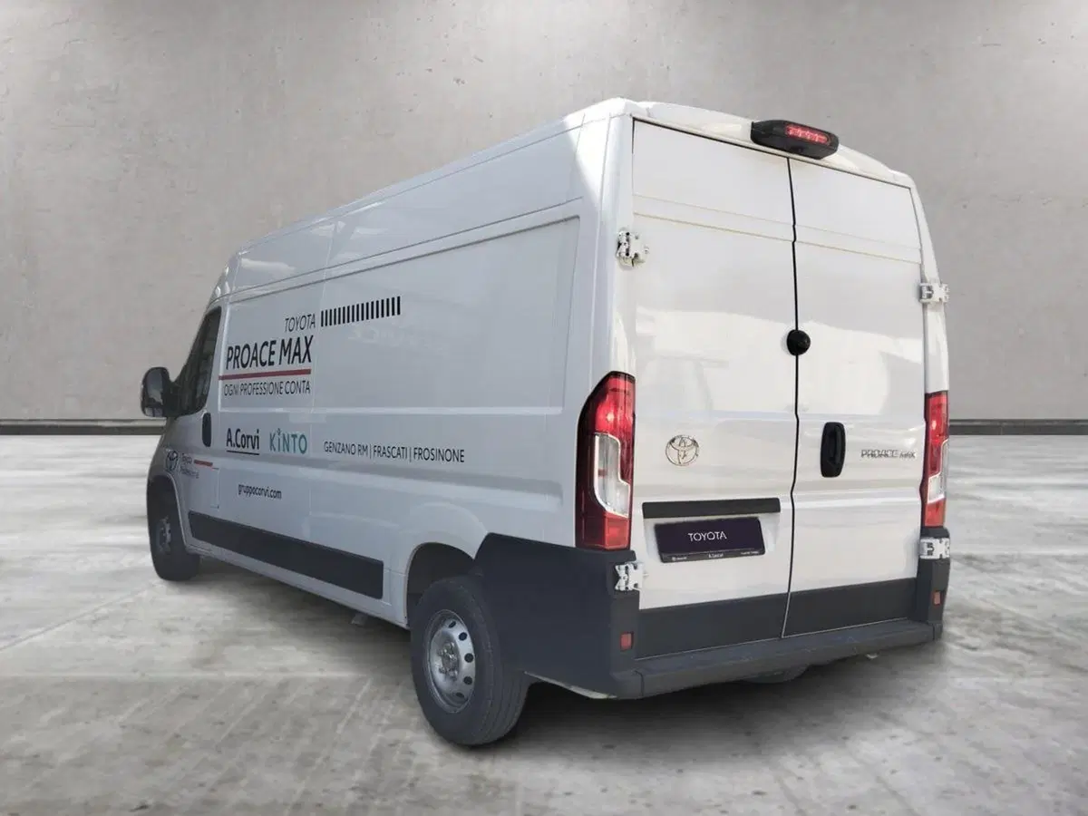Toyota Proace Max Furgone usata a Roma (4)