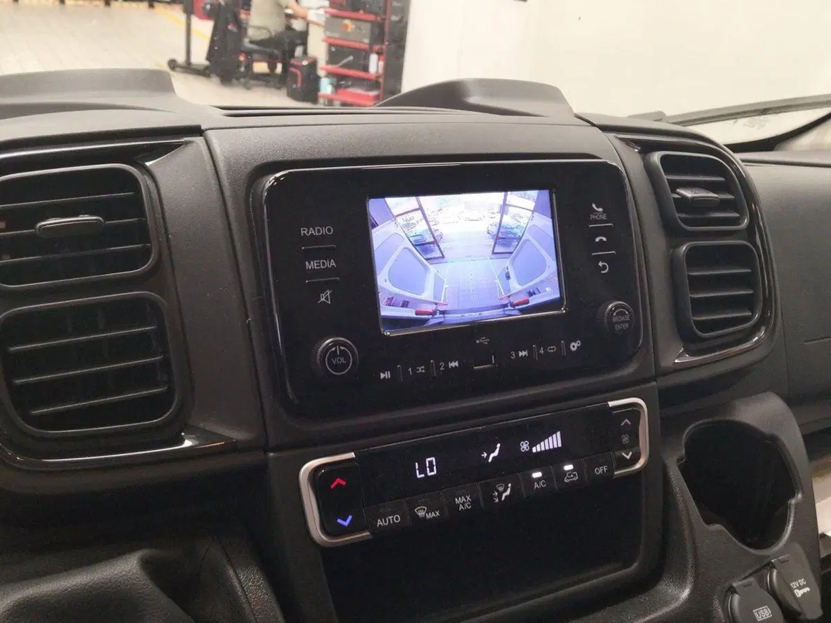 Toyota Proace Max Furgone usata a Roma (9)