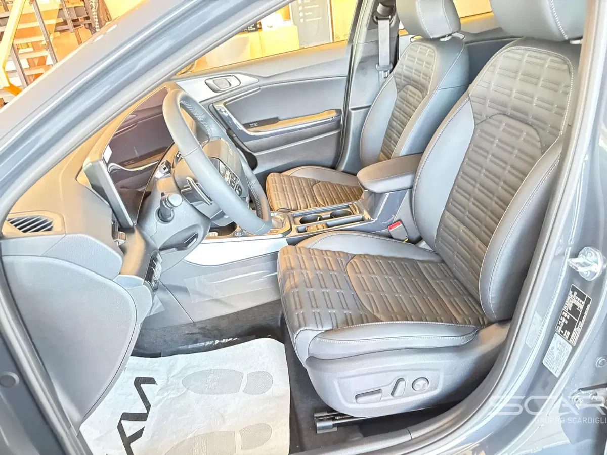 Kia XCeed nuova a Livorno (12)
