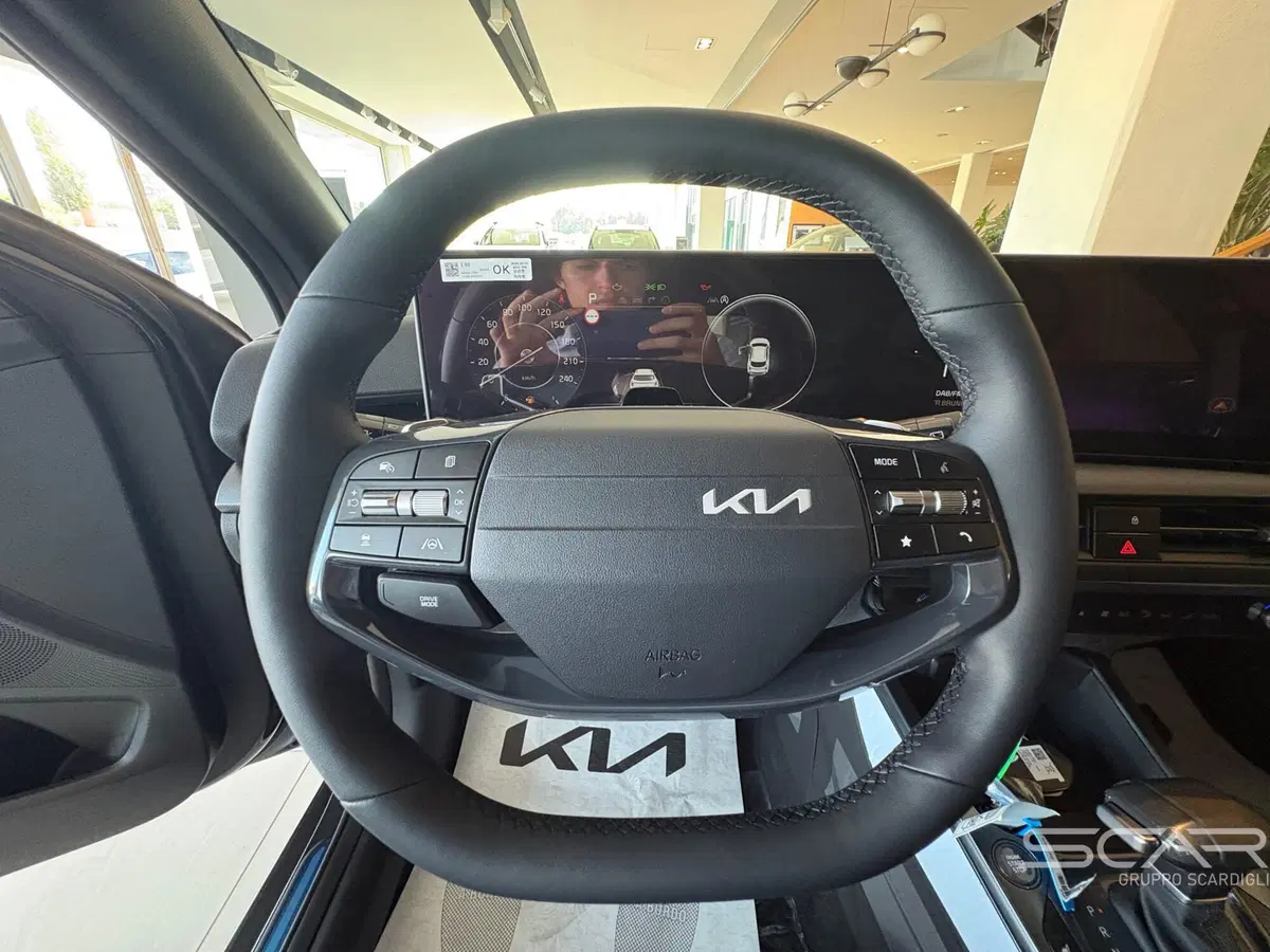 Kia XCeed nuova a Livorno (15)
