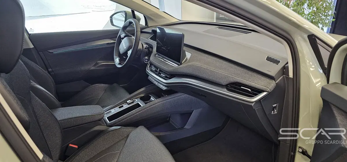 Skoda Elroq nuova a Livorno (16)