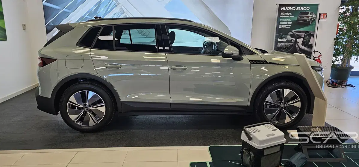 Skoda Elroq nuova a Livorno (4)