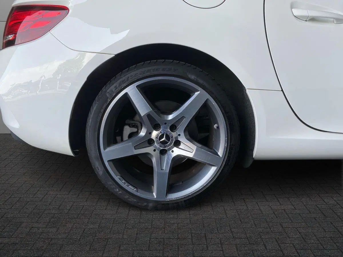 Mercedes-Benz SLC usata a Bergamo (15)
