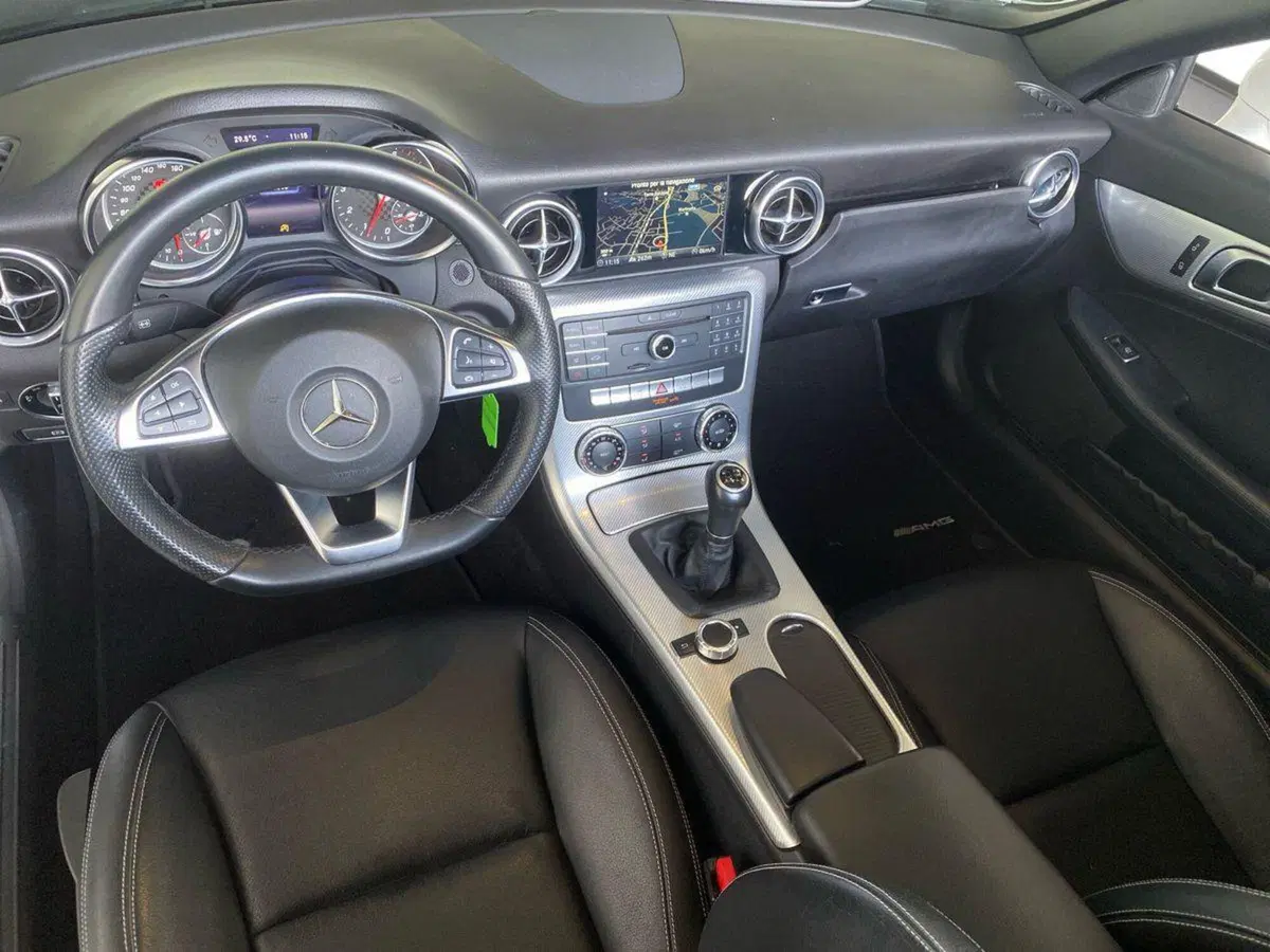 Mercedes-Benz SLC usata a Bergamo (7)