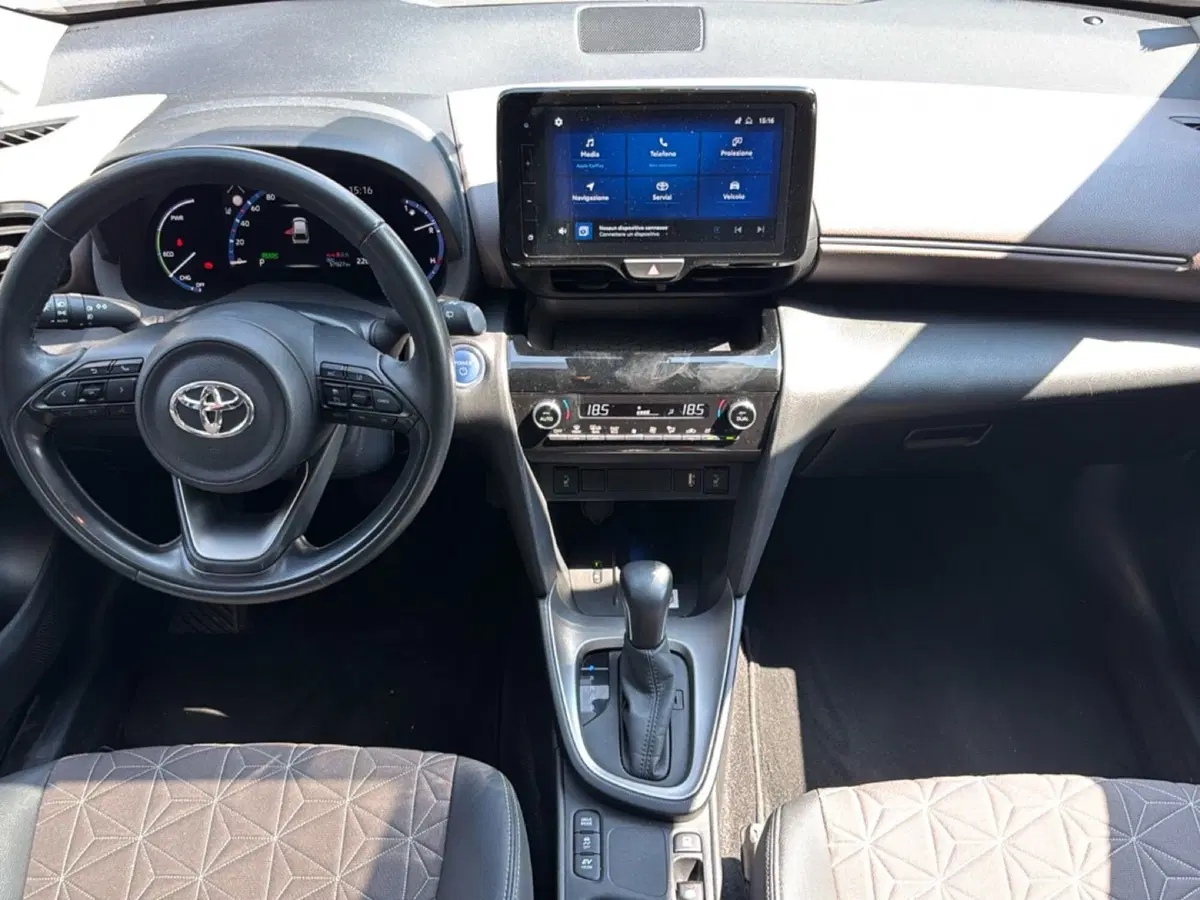 Toyota Yaris Cross usata a Bologna (9)