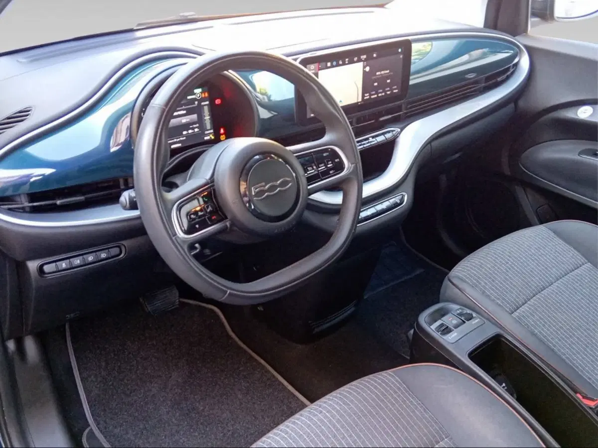 Fiat 500 Cabrio usata a Firenze (9)