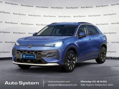 Volkswagen T-Roc 1.5 etsi Life 115cv dsg nuova a Palermo