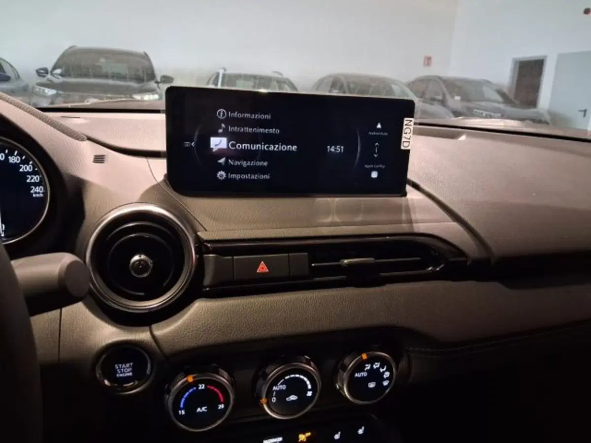 Mazda MX-5 nuova a Bologna (11)