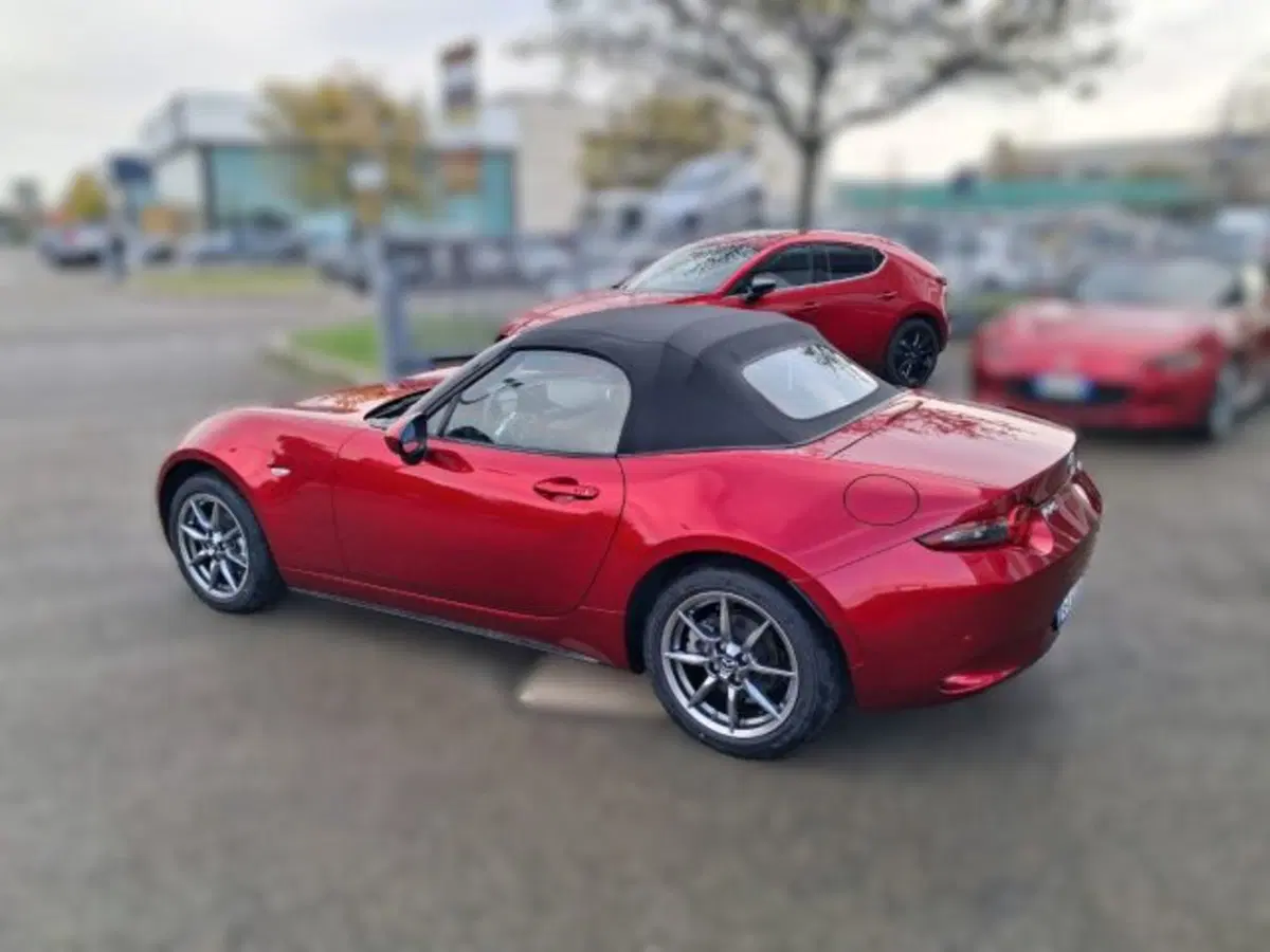 Mazda MX-5 nuova a Bologna (3)