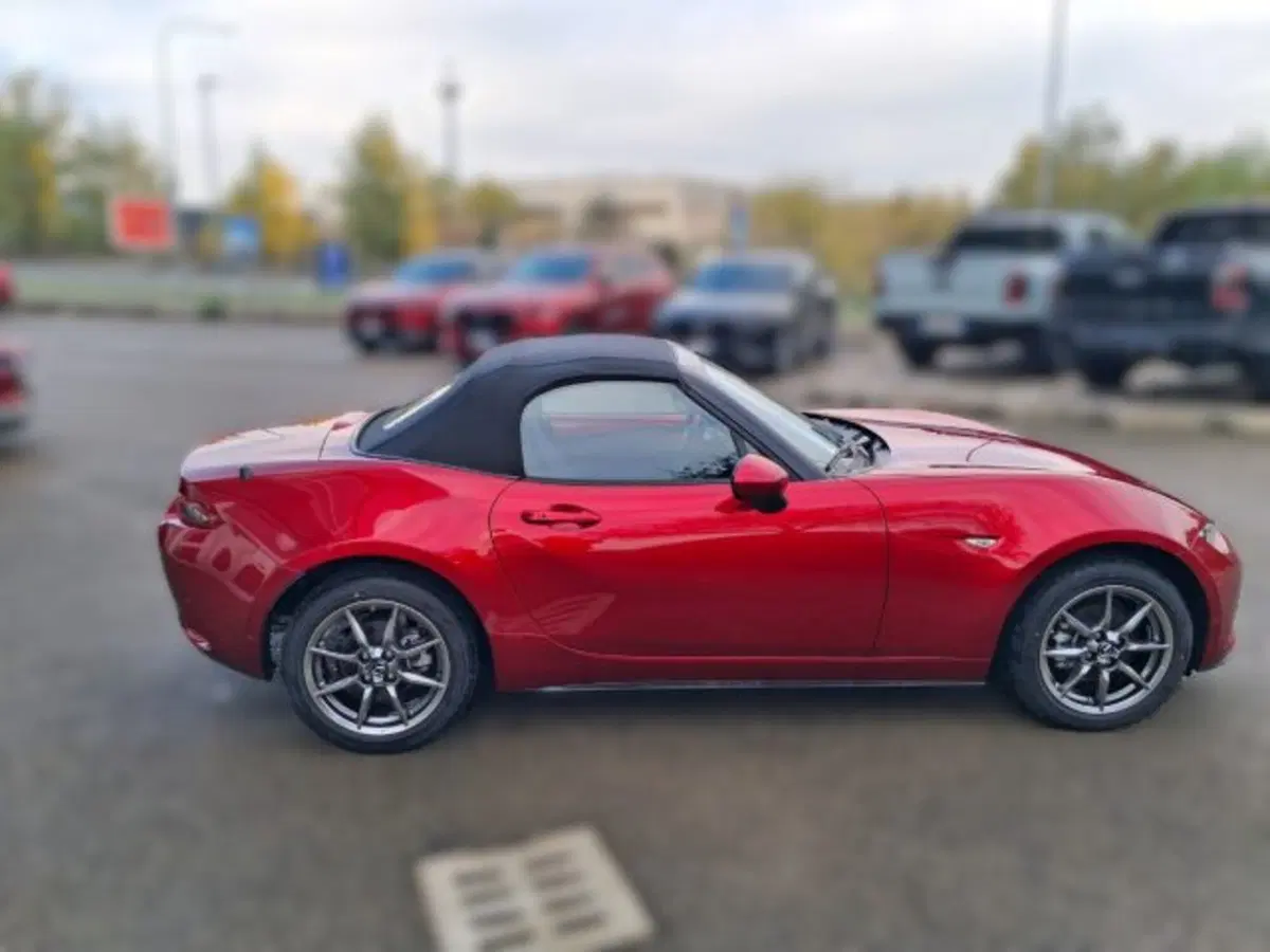 Mazda MX-5 nuova a Bologna (6)