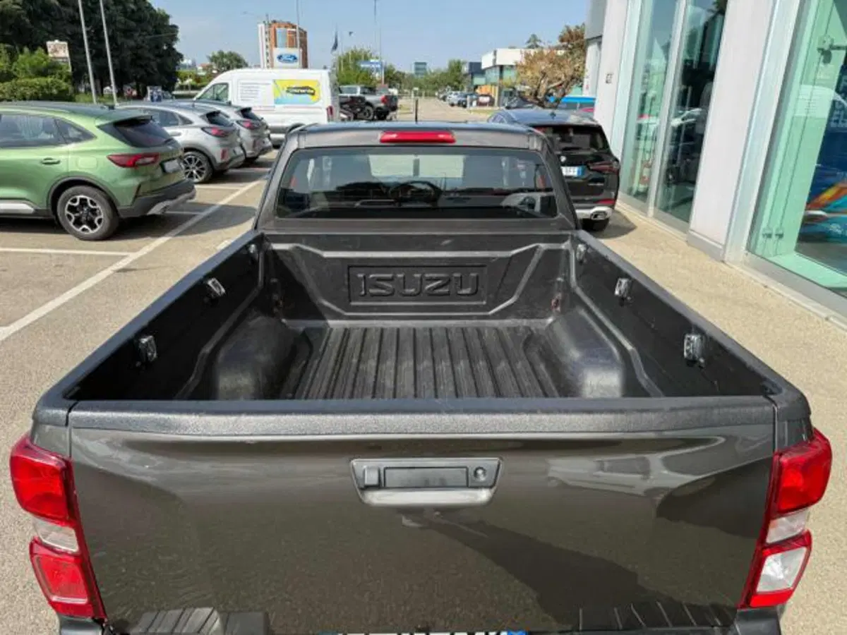 Isuzu D-Max Pick-up usata a Bologna (11)