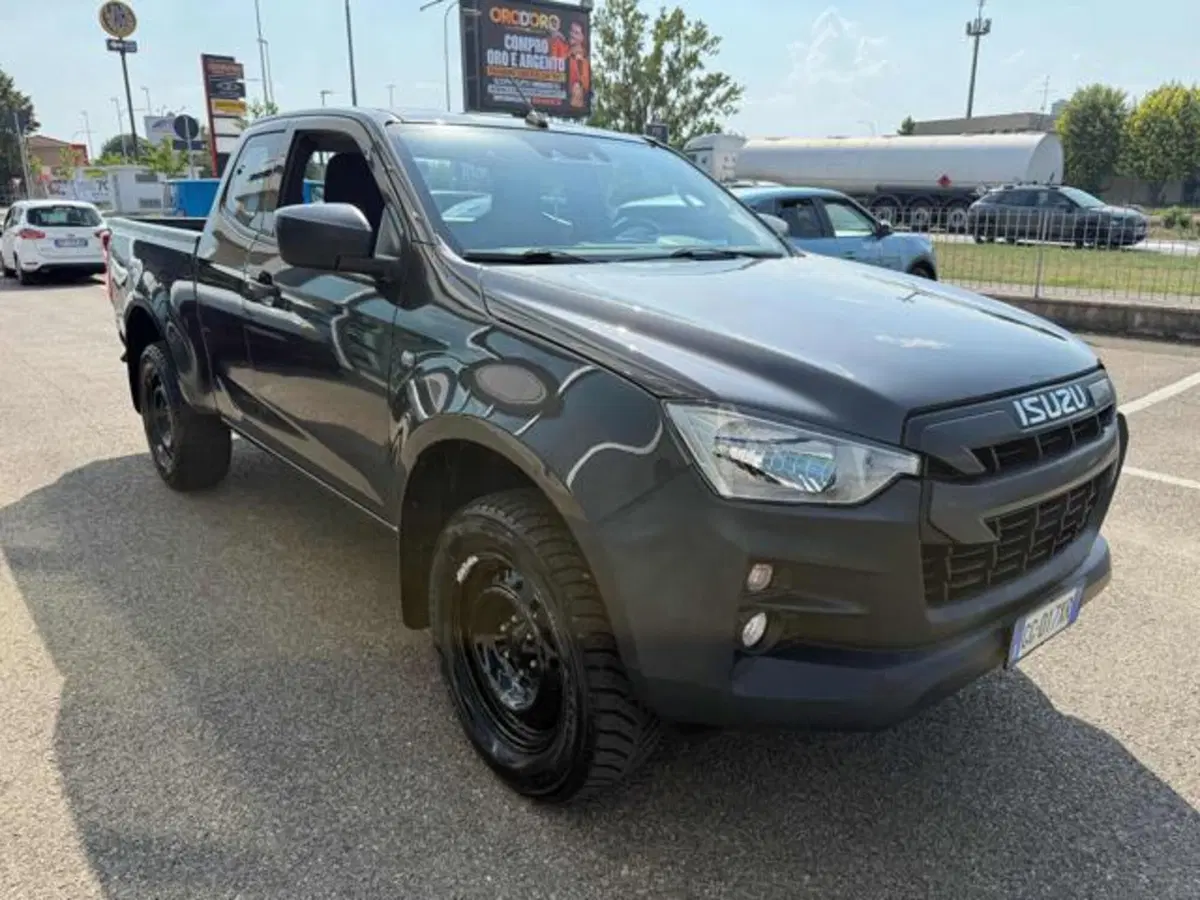 Isuzu D-Max Pick-up usata a Bologna (4)