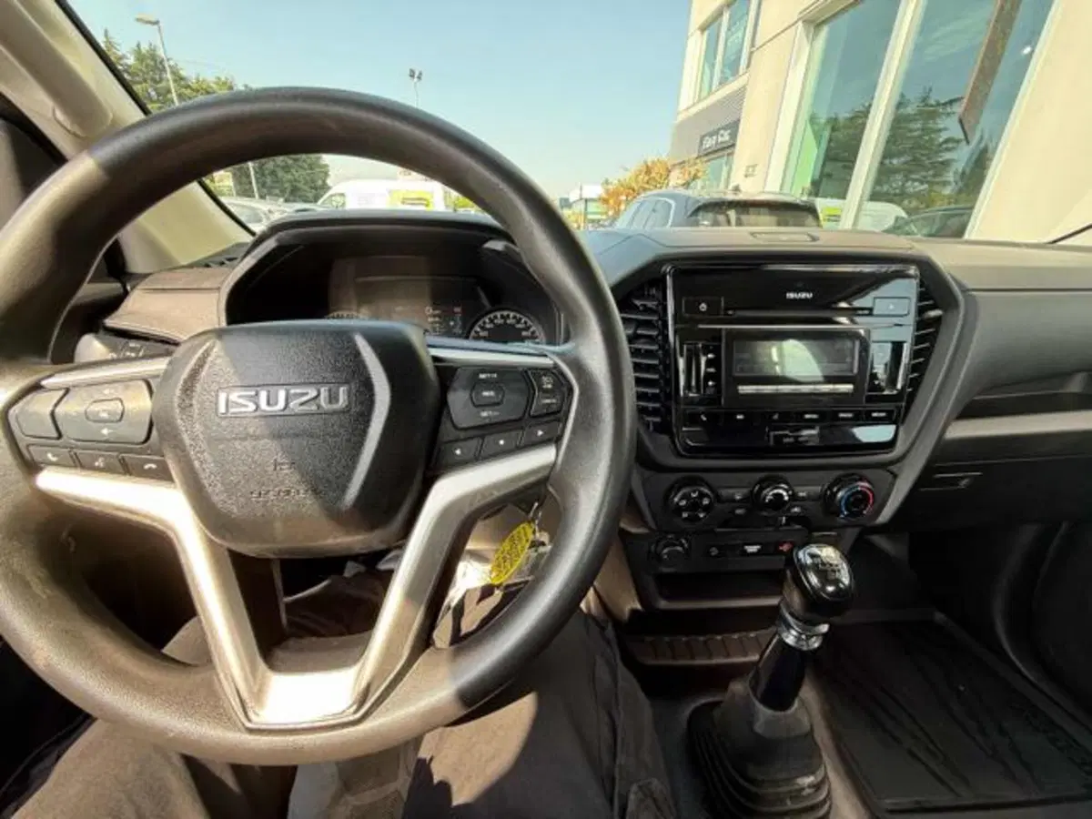 Isuzu D-Max Pick-up usata a Bologna (7)