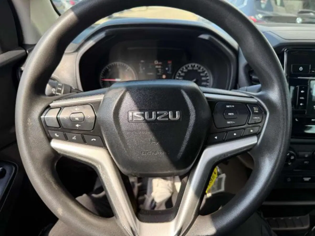 Isuzu D-Max Pick-up usata a Bologna (8)
