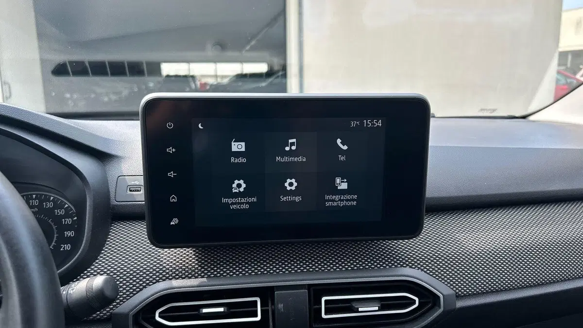 Dacia Sandero usata a Parma (9)