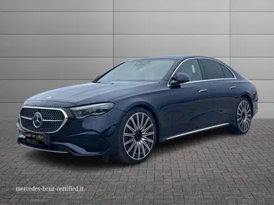 Mercedes-Benz Classe E 220 d AMG Line Premium Plus auto del 2023 usata a Trani