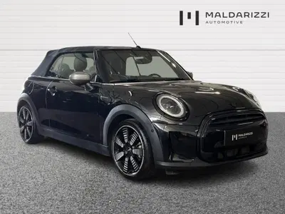 MINI Mini Cabrio 1.5 Cooper Yours auto del 2023 usata a Trani
