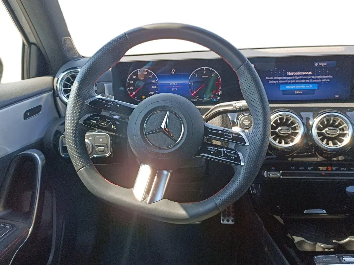 Mercedes-Benz Classe A usata a Lecce (11)