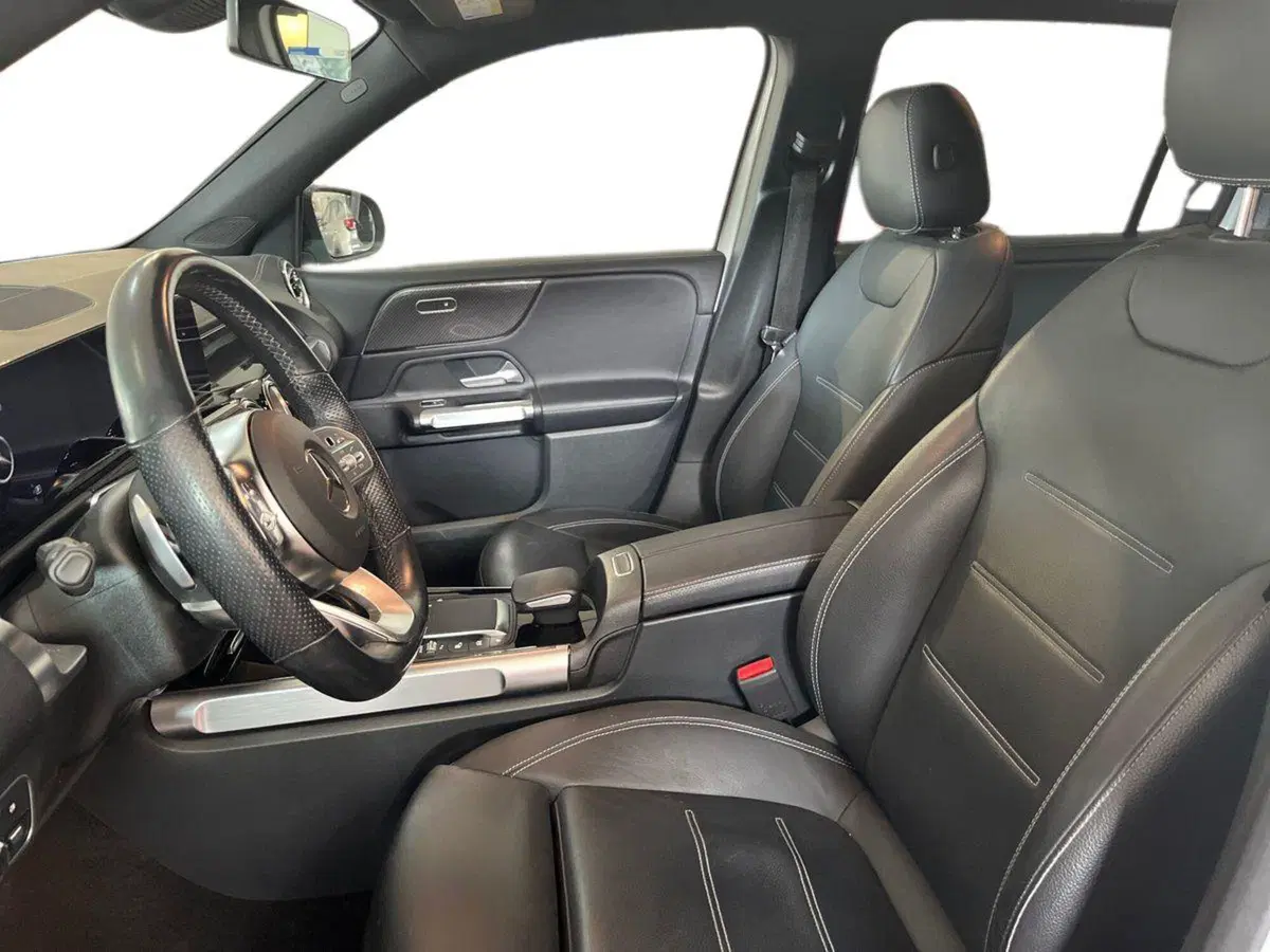 Mercedes-Benz GLB usata a Lecce (7)