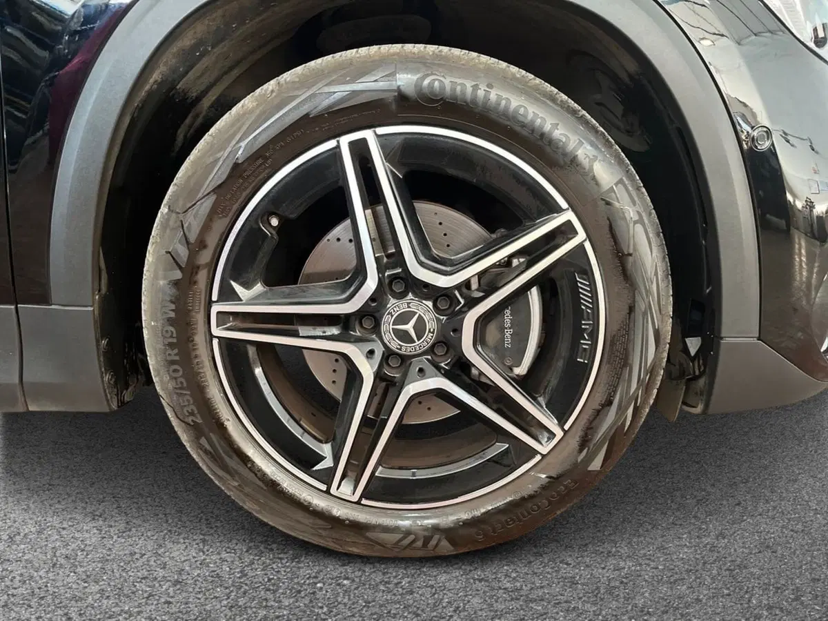 Mercedes-Benz GLA SUV usata a Bari (6)