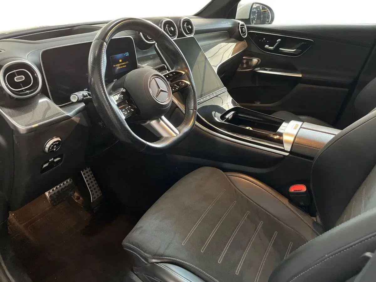 Mercedes-Benz GLC SUV usata a Bari (10)