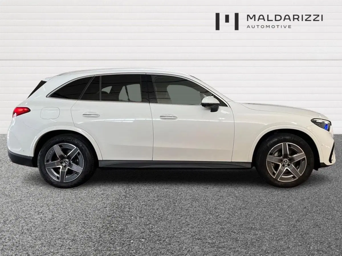 Mercedes-Benz GLC SUV usata a Bari (5)