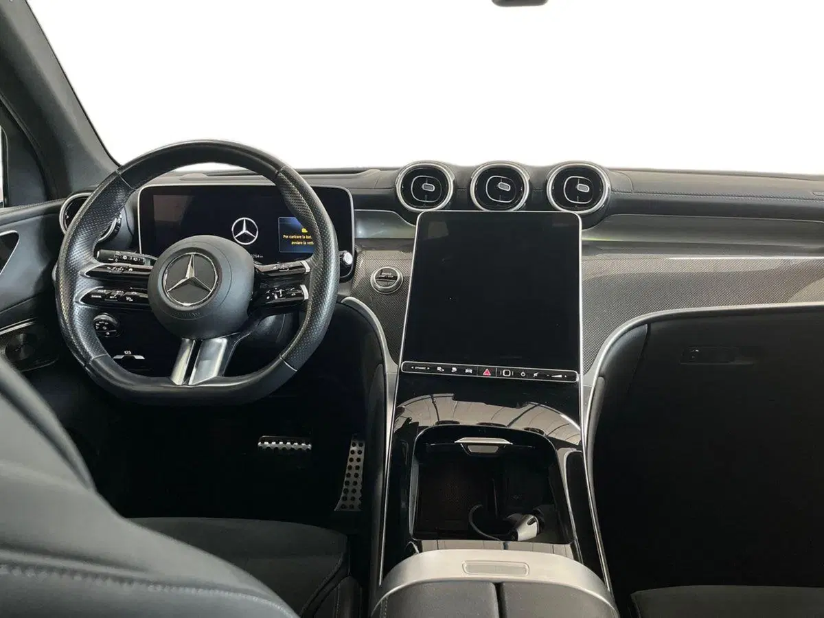 Mercedes-Benz GLC SUV usata a Bari (8)