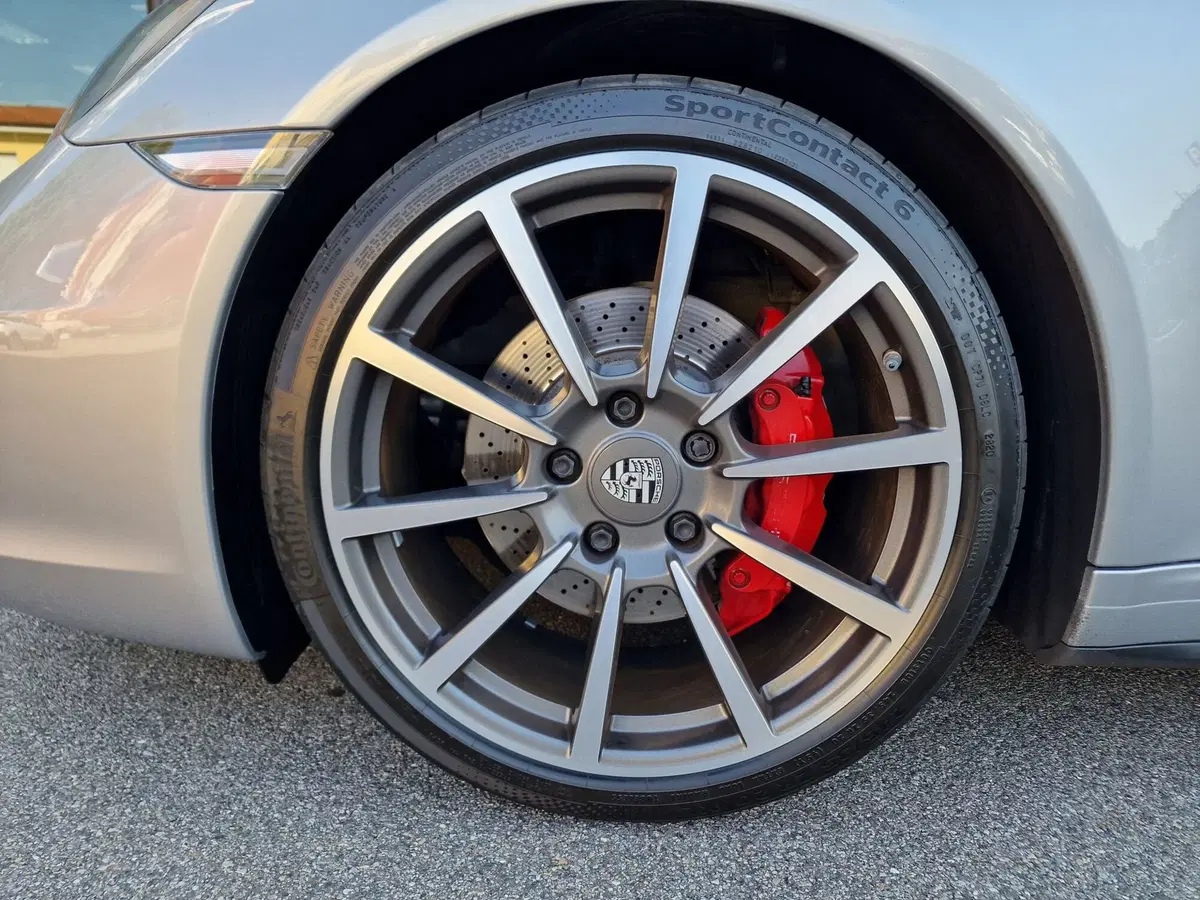 Porsche 911 Coupé usata a Milano (17)
