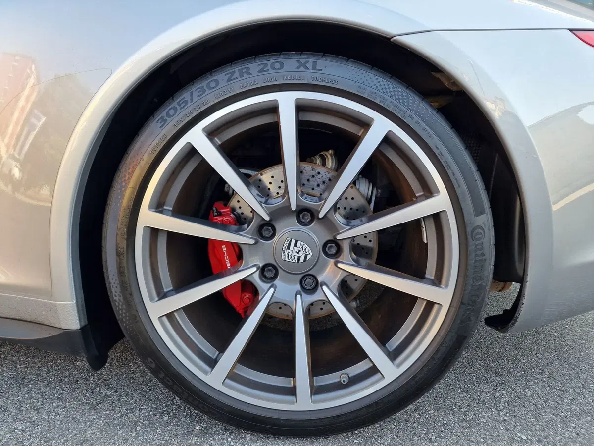 Porsche 911 Coupé usata a Milano (18)