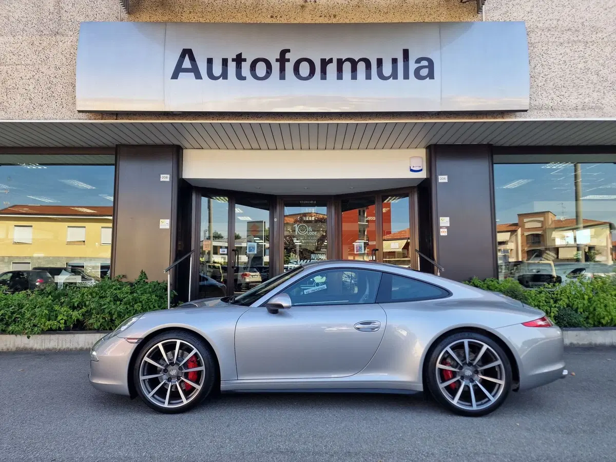 Porsche 911 Coupé usata a Milano (3)