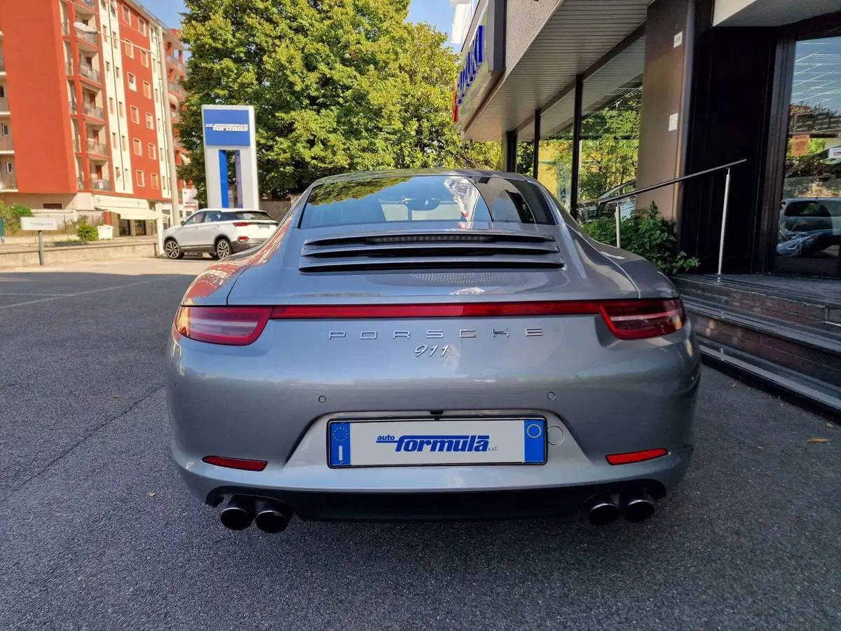 Porsche 911 Coupé usata a Milano (5)