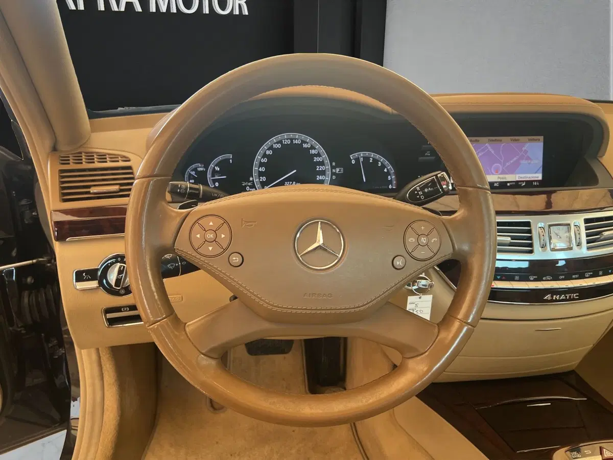 Mercedes-Benz Classe S usata a Cosenza (10)