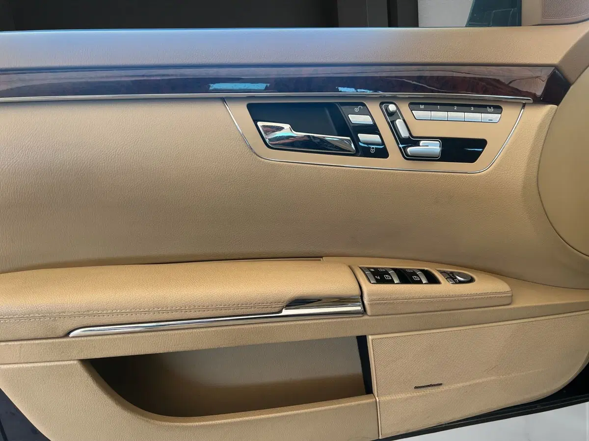 Mercedes-Benz Classe S usata a Cosenza (13)