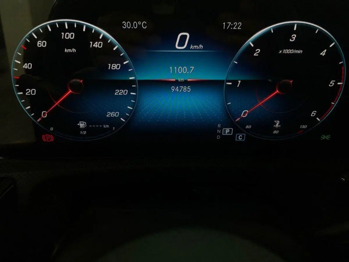 Mercedes-Benz CLA Shooting Brake usata a Ancona (9)
