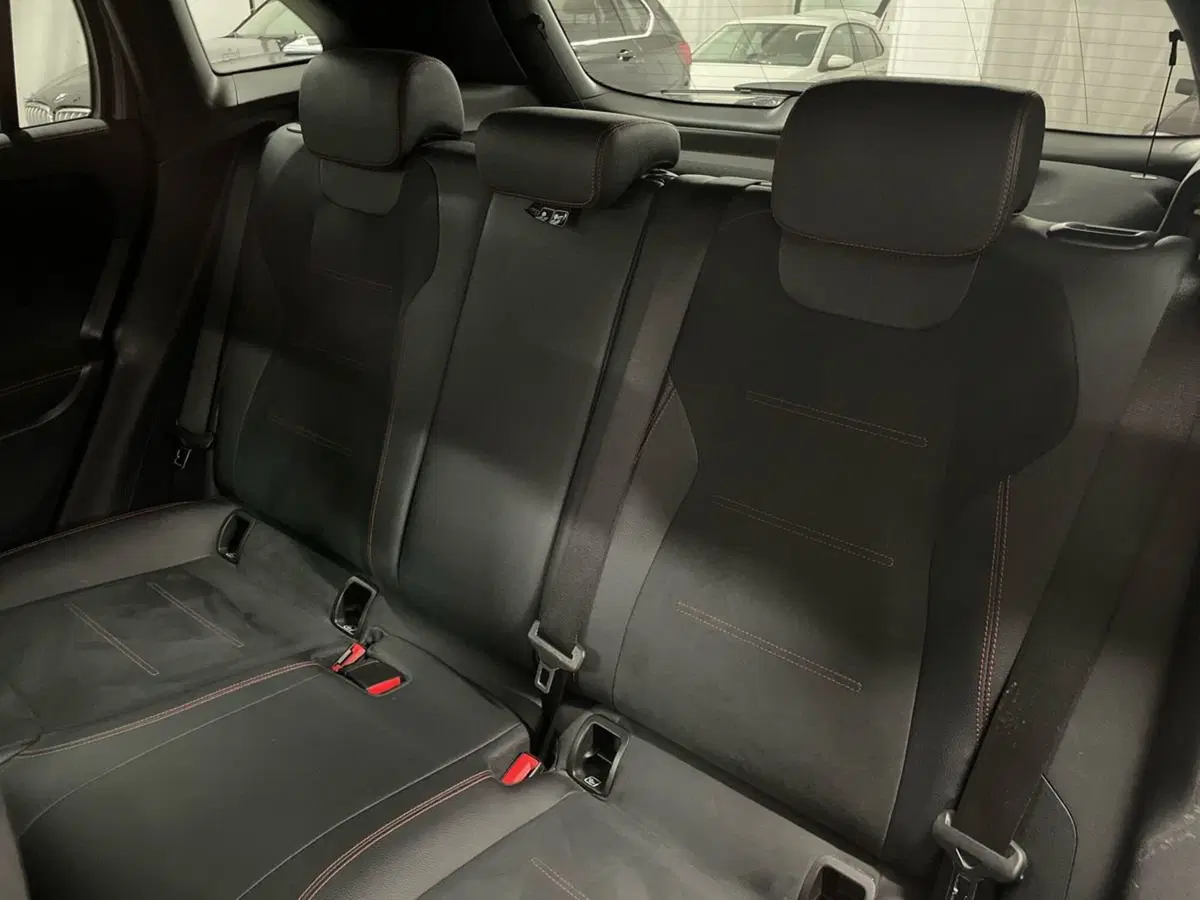 Mercedes-Benz GLA SUV usata a Ancona (13)