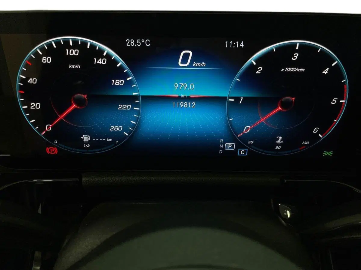 Mercedes-Benz GLA SUV usata a Ancona (9)