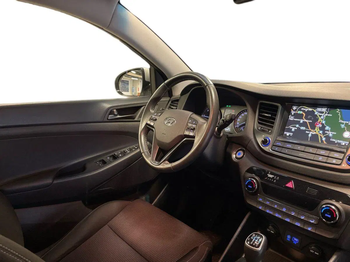 Hyundai Tucson usata a Ancona (12)
