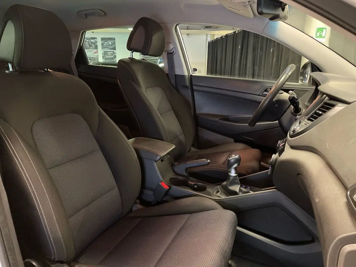 Hyundai Tucson usata a Ancona (14)