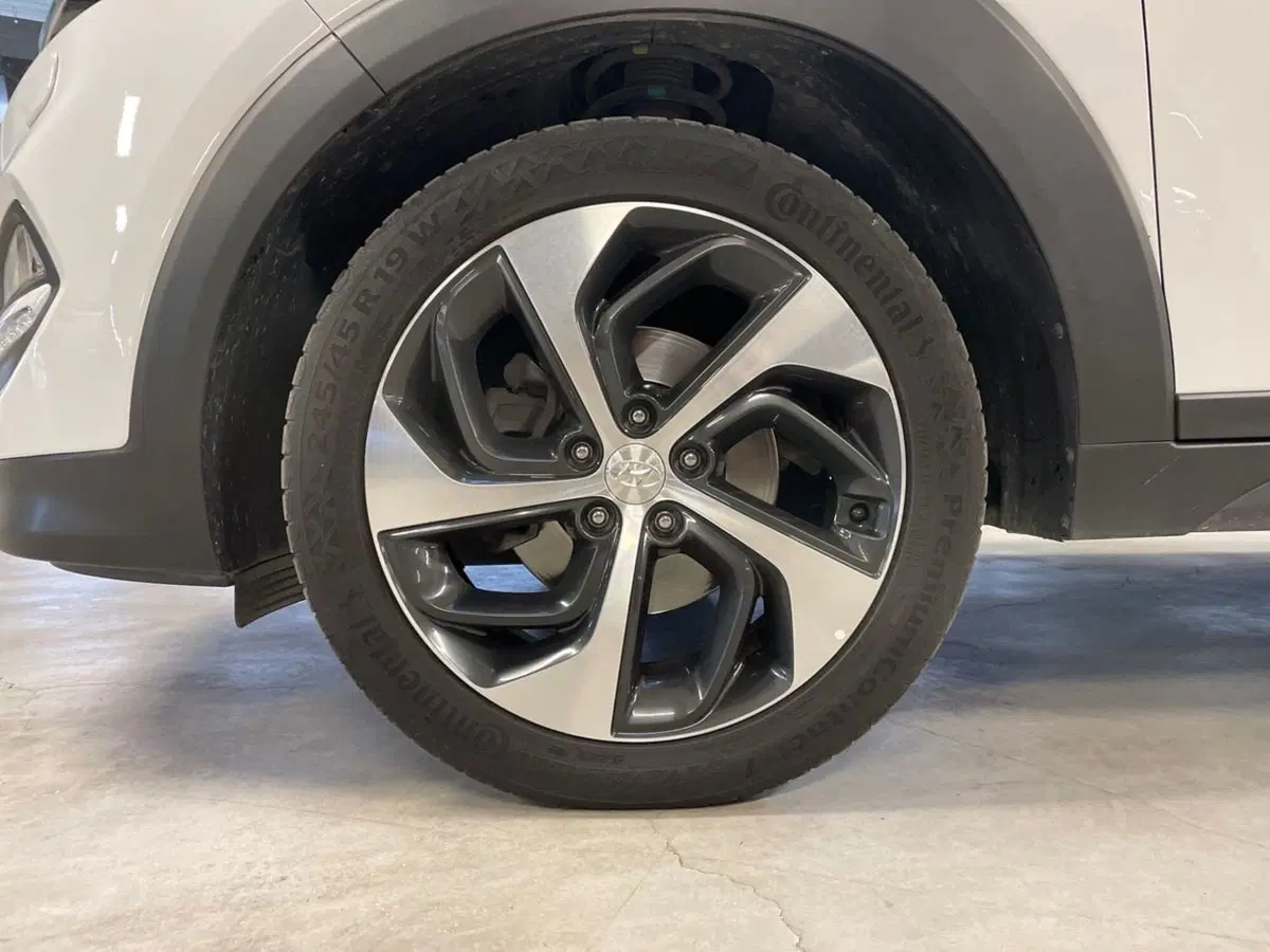 Hyundai Tucson usata a Ancona (8)