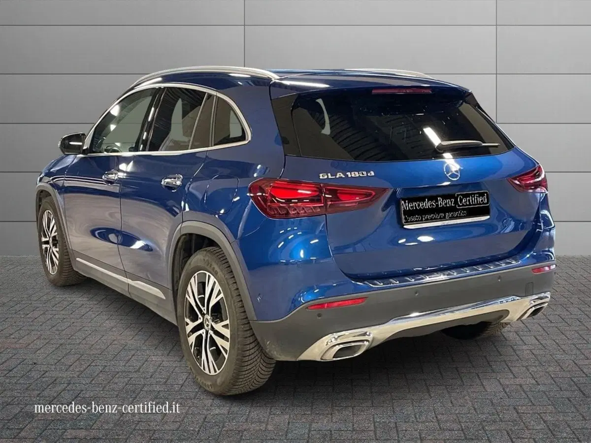 Mercedes-Benz GLA SUV usata a Ancona (3)