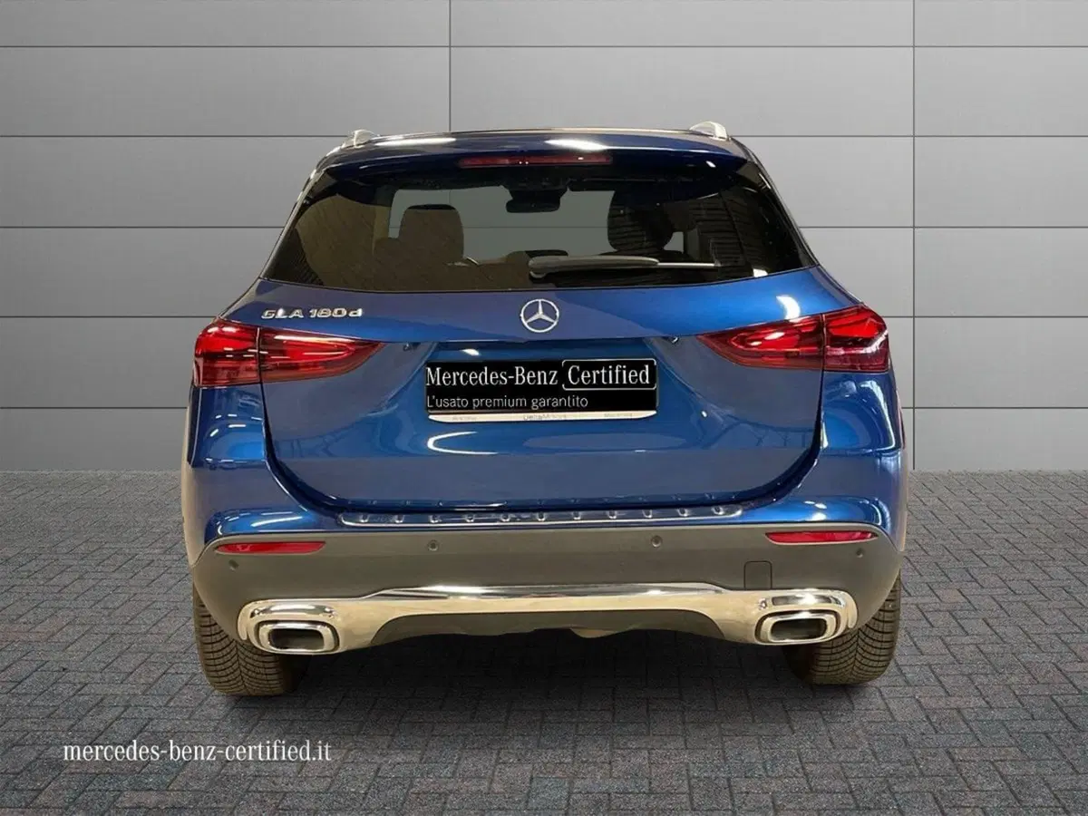 Mercedes-Benz GLA SUV usata a Ancona (4)