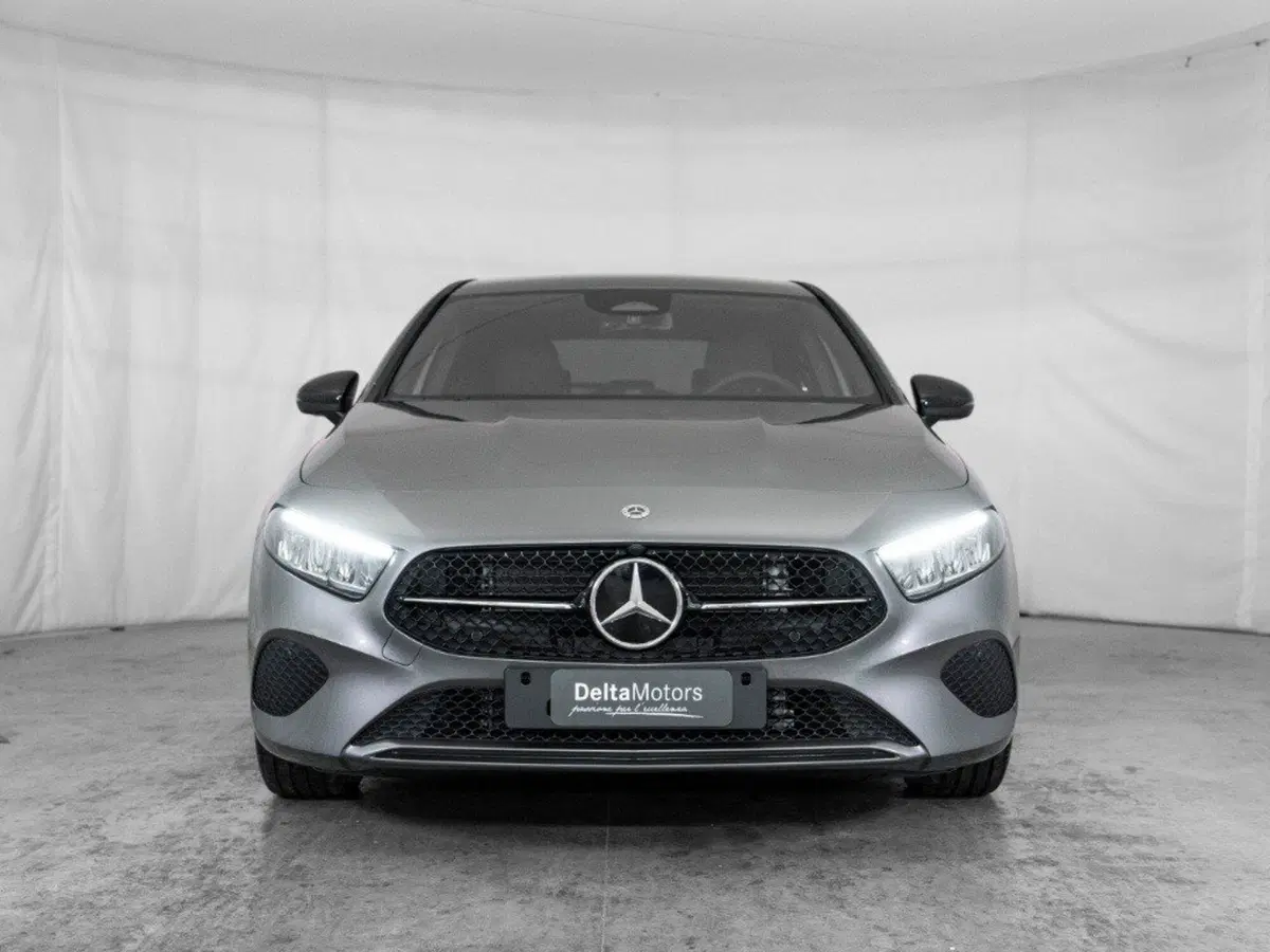 Mercedes-Benz Classe A nuova a Macerata (5)