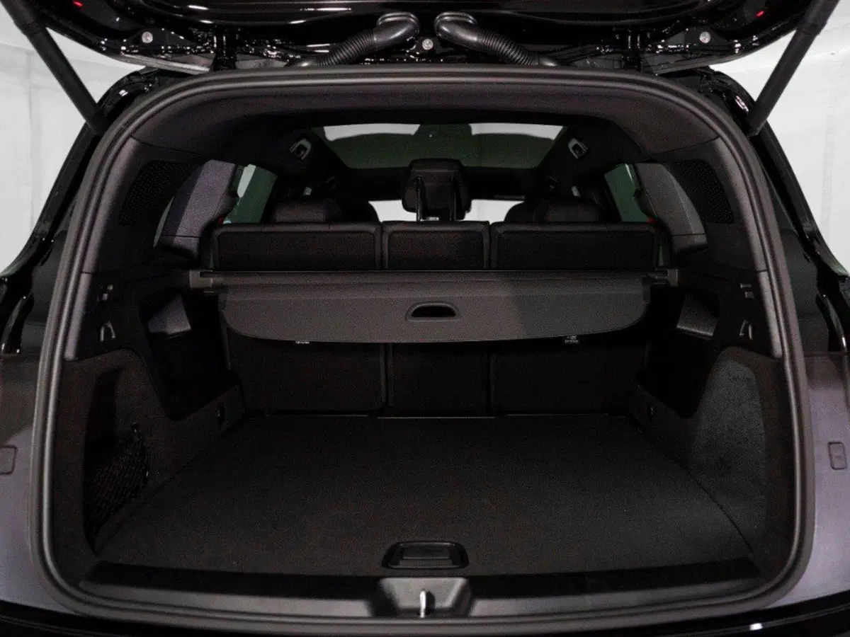 Mercedes-Benz GLB nuova a Macerata (10)