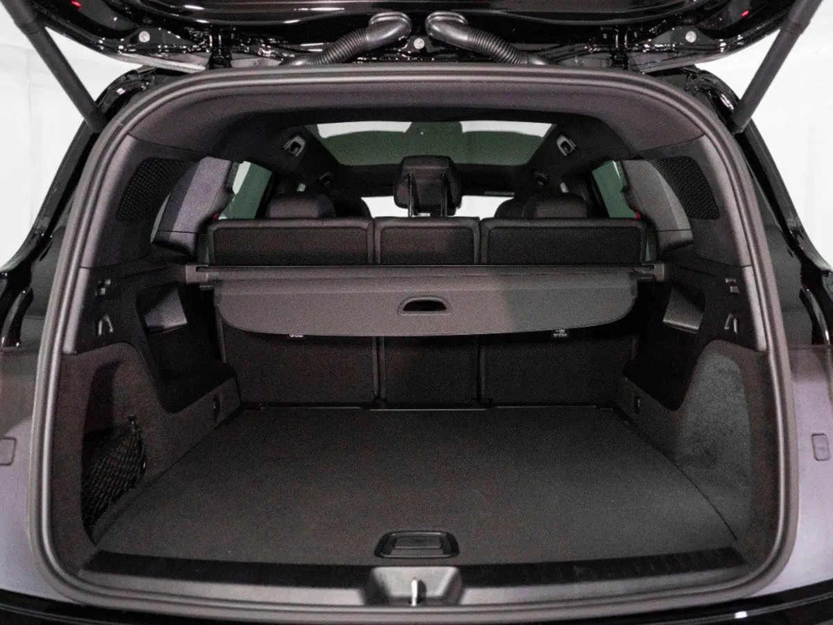 Mercedes-Benz GLB nuova a Macerata (11)